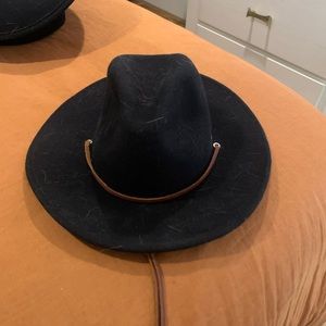 Brixton field hat - black felt